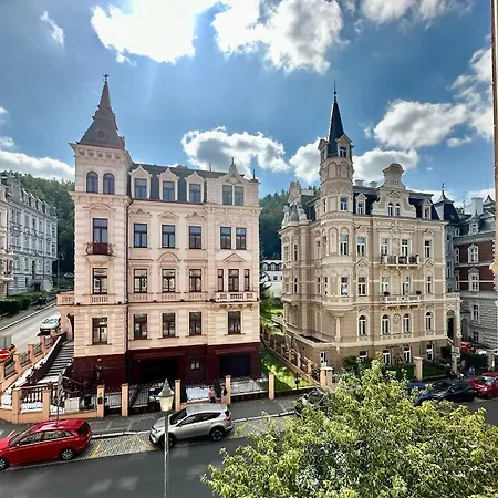 Erika Karlovy Vary